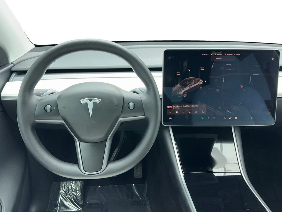 2021 Tesla Model Y - Image 17 of 21