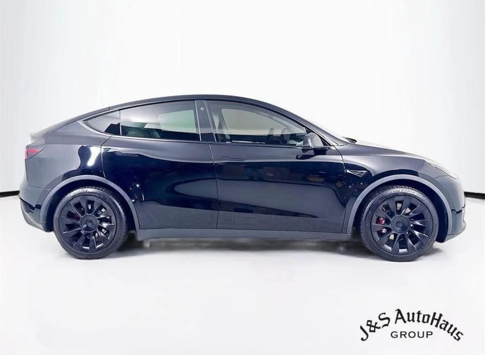 2021 Tesla Model Y - Image 9 of 12