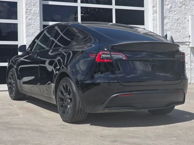 2021 Tesla Model Y - Image 9 of 21