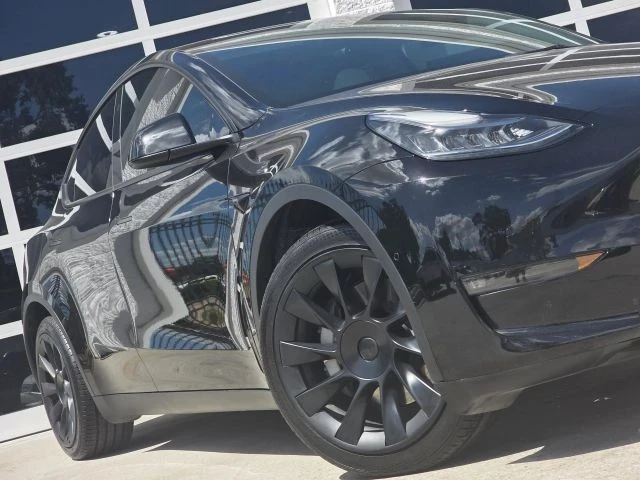2021 Tesla Model Y - Image 13 of 21