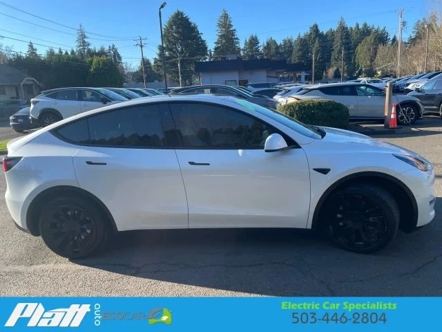2021 Tesla Model Y - Image 10 of 21