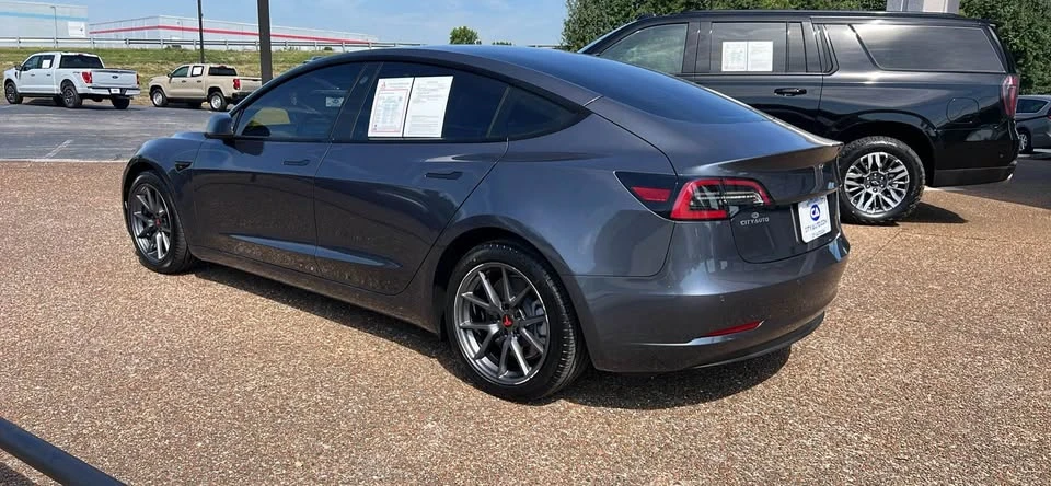 2021 Tesla Model 3 - Image 4 of 20