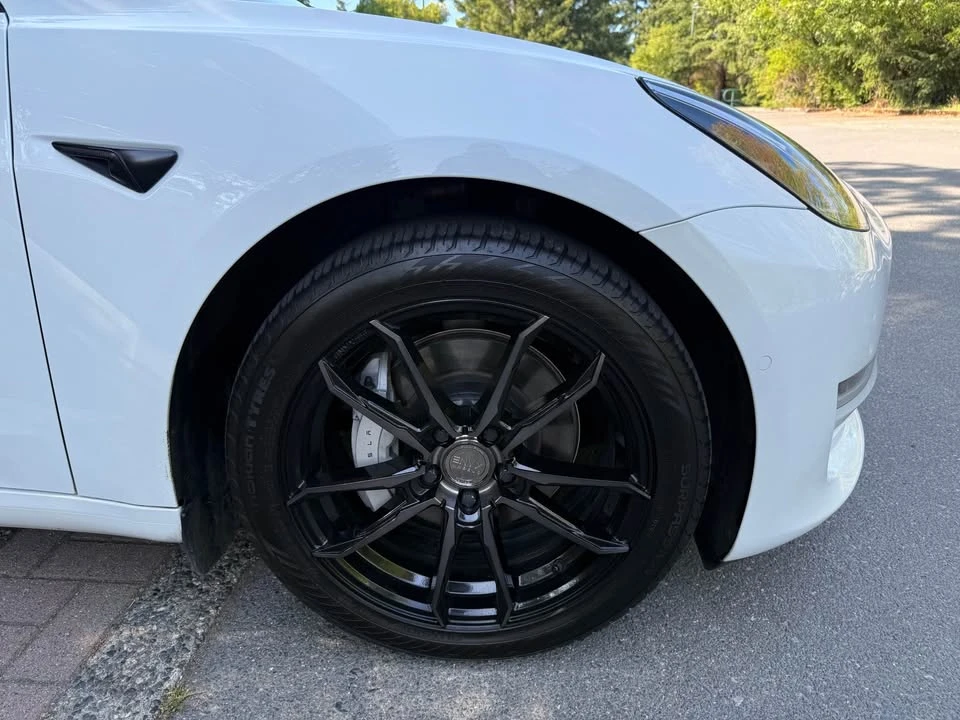 2021 Tesla Model 3 - Image 2 of 4