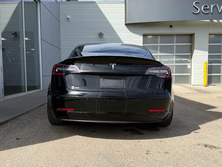 2021 Tesla Model 3 - Image 4 of 16