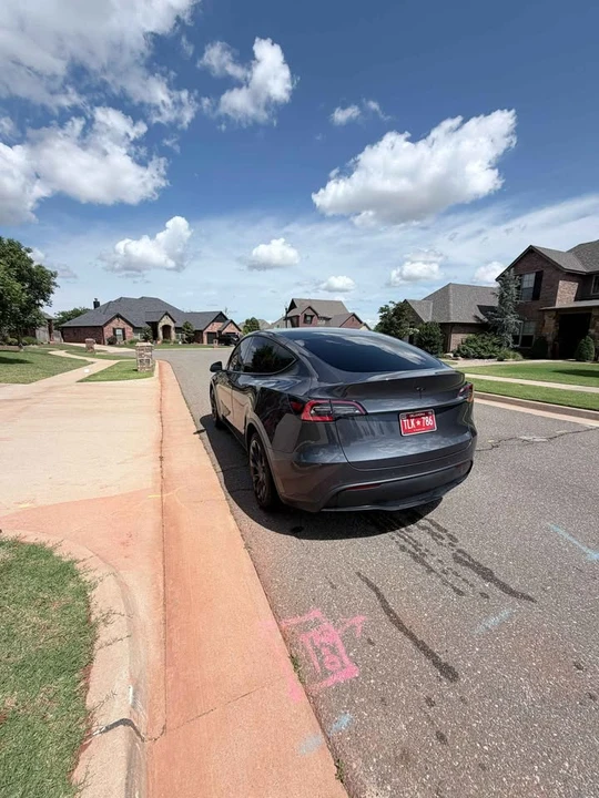 2021 Tesla Roadster - Image 5 of 6