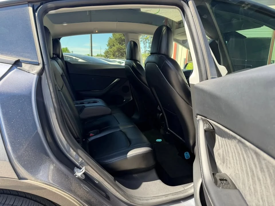 2021 Tesla Model Y - Image 9 of 11