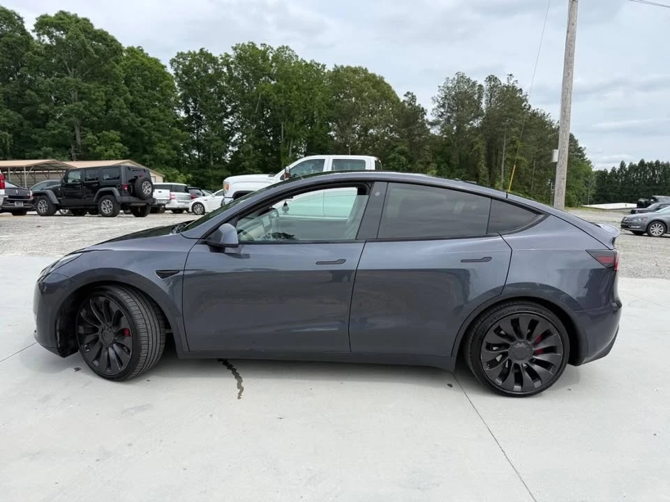 2021 Tesla Model Y Performance - Image 8 of 16