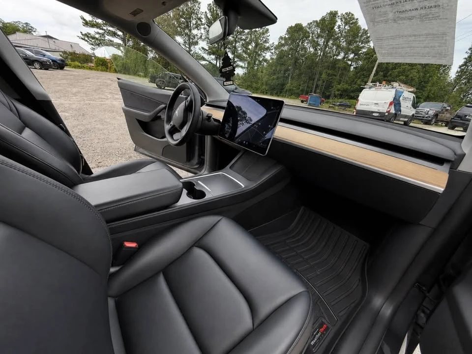 2021 Tesla Model Y Performance - Image 15 of 16