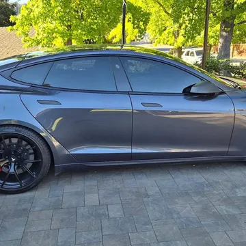 2021 Tesla Model S Plaid