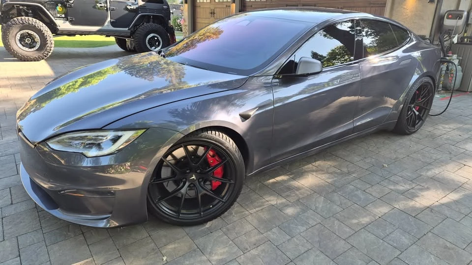 2021 Tesla Model S Plaid - Image 4 of 9