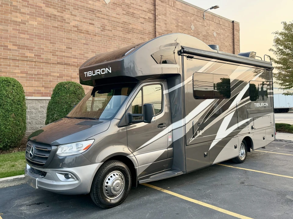 2021 Mercedes-Benz VS30 Sprinter - Image 2 of 31