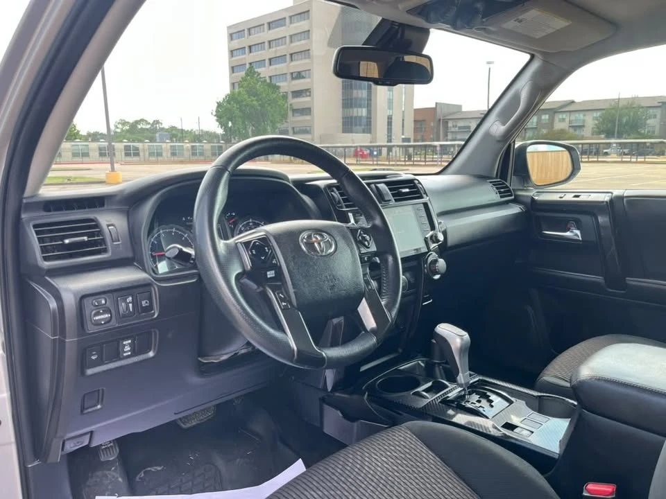 2021 Toyota 4Runner 5th Gen - Image 9 of 10