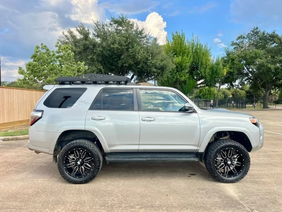 2021 Toyota 4Runner 5th Gen - Image 3 of 10