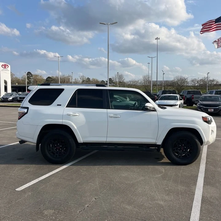 2021 Toyota 4Runner 5th Gen - Image 14 of 15