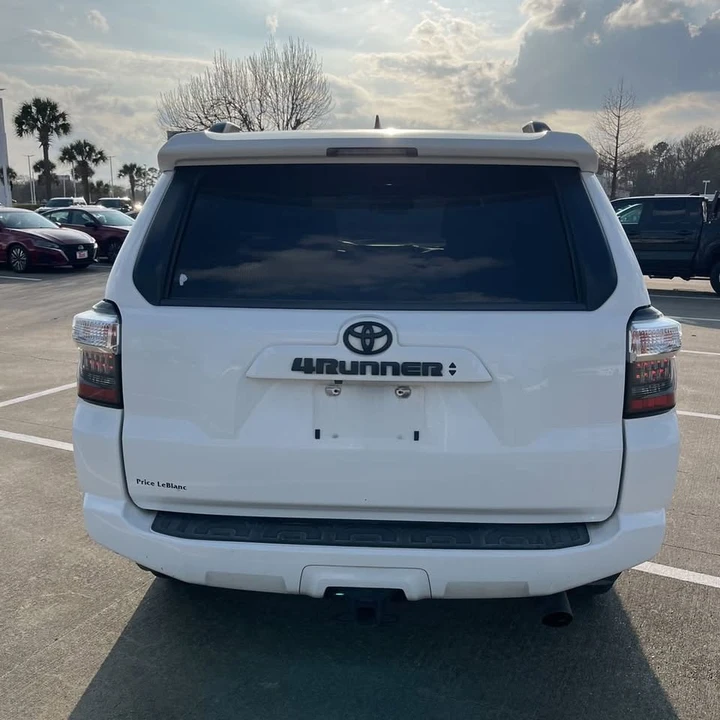 2021 Toyota 4Runner 5th Gen - Image 5 of 15