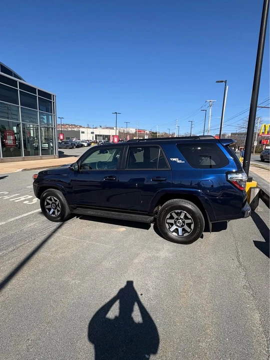 2021 Toyota 4Runner - Image 3 of 9