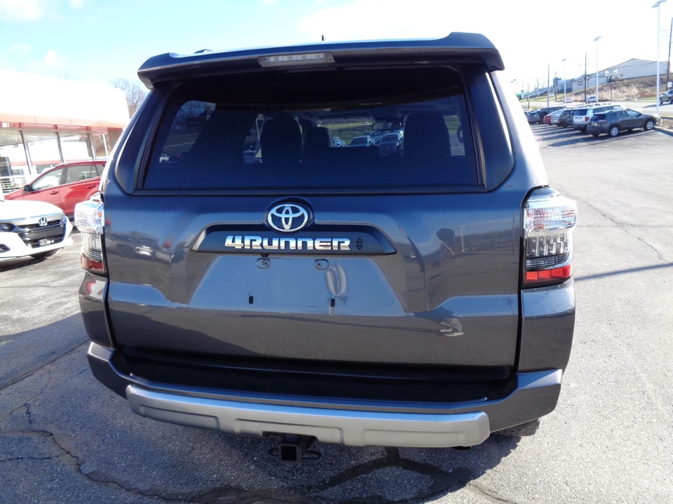 2021 Toyota 4Runner 5th Gen - Image 5 of 21