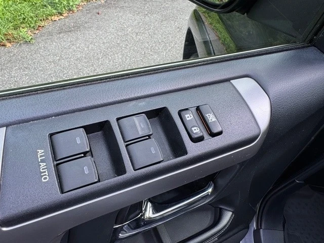 2021 Toyota 4Runner 5th Gen - Image 12 of 12