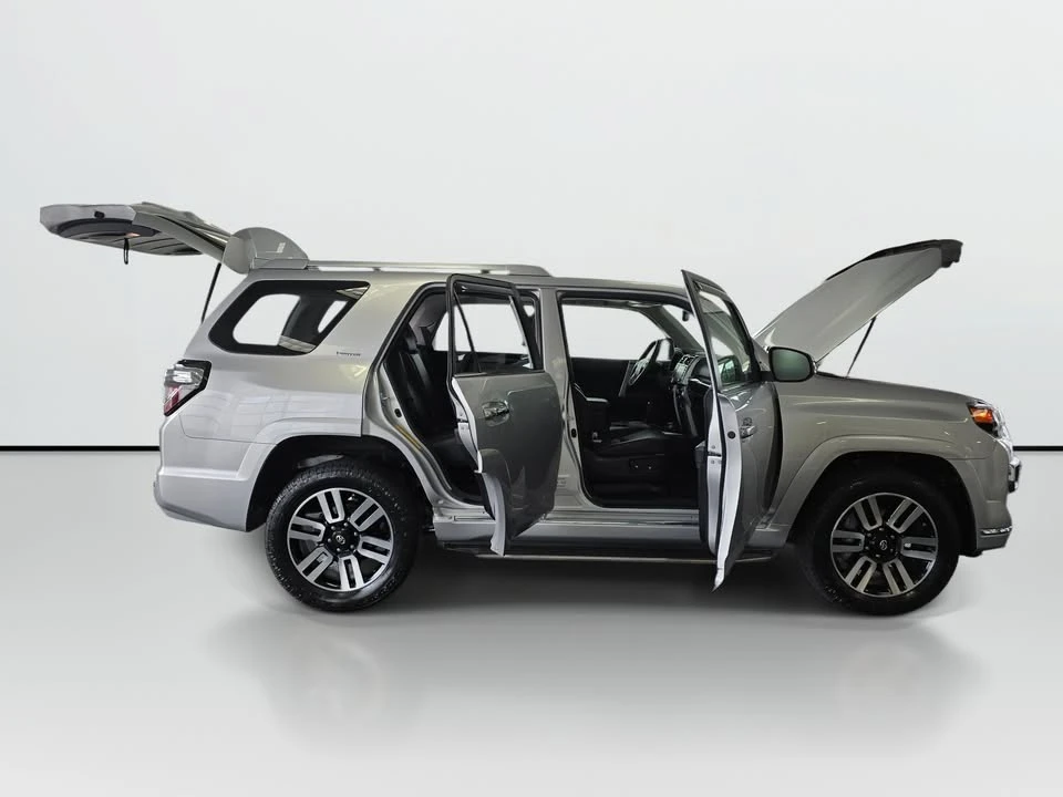 2021 Toyota 4Runner 5th Gen - Image 5 of 20