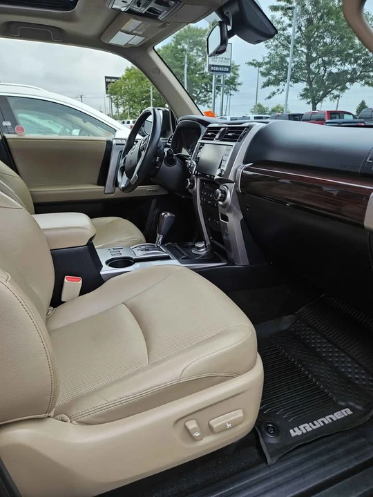 2021 Toyota 4Runner 5th Gen - Image 11 of 16