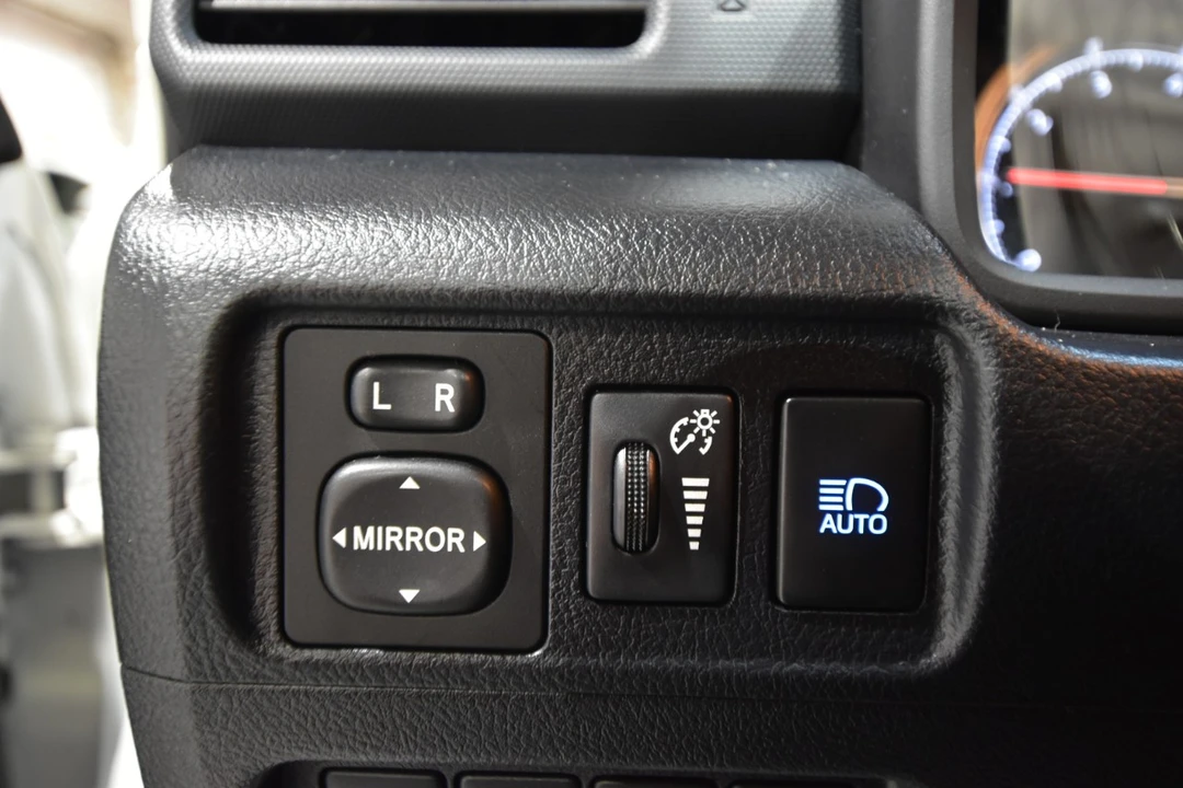 2021 Toyota 4Runner 5th Gen - Image 16 of 21