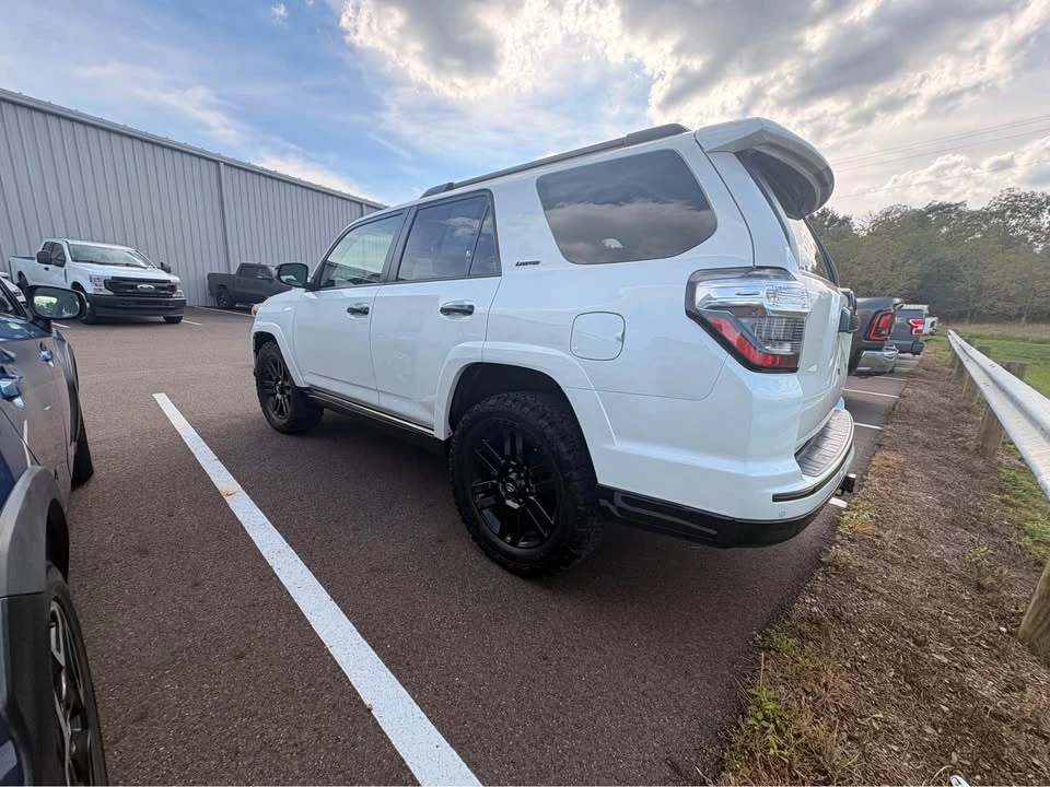 2021 Toyota 4Runner 5th Gen - Image 5 of 16