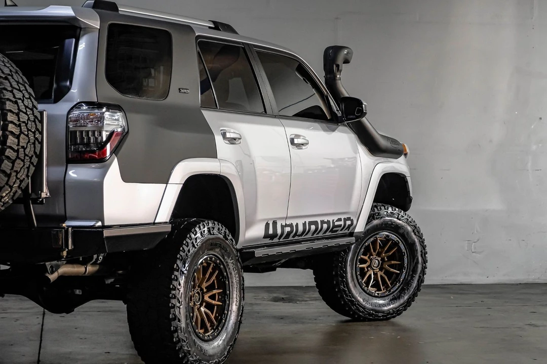 2021 Toyota 4Runner 5th Gen - Image 13 of 21