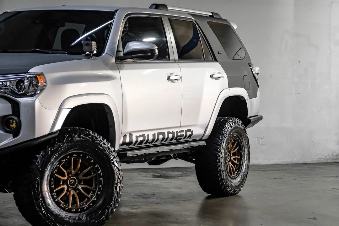 2021 Toyota 4Runner 5th Gen - Image 9 of 21