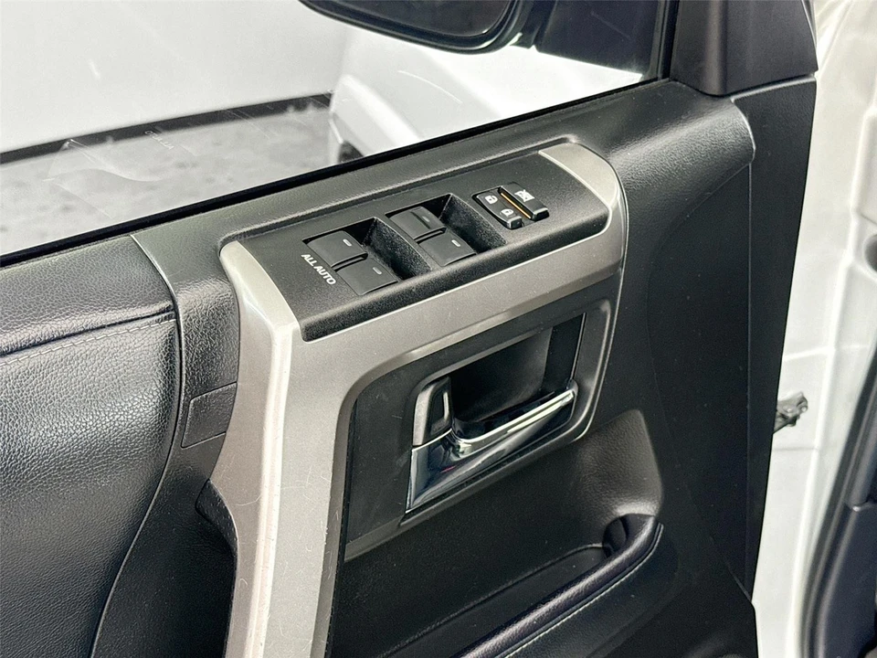 2021 Toyota 4Runner 5th Gen - Image 18 of 21