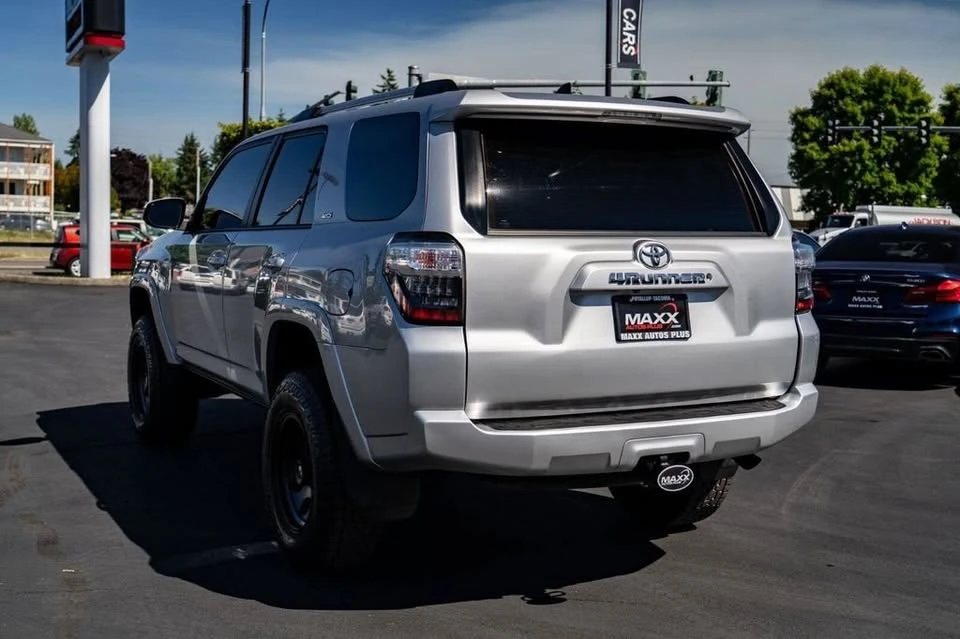 2021 Toyota 4Runner 5th Gen - Image 9 of 10