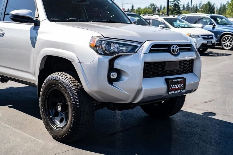 2021 Toyota 4Runner 5th Gen - Image 5 of 10