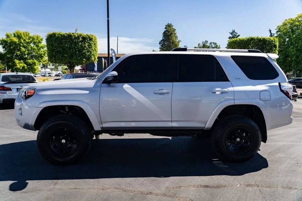 2021 Toyota 4Runner 5th Gen - Image 10 of 10