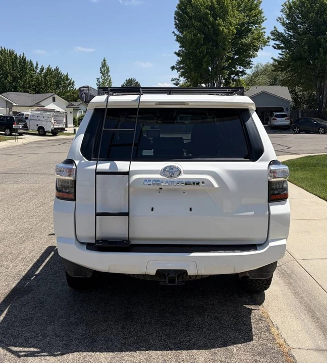 2021 Toyota 4Runner 5th Gen - Image 5 of 19