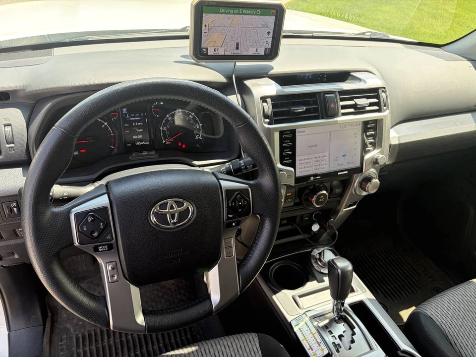 2021 Toyota 4Runner 5th Gen - Image 15 of 19