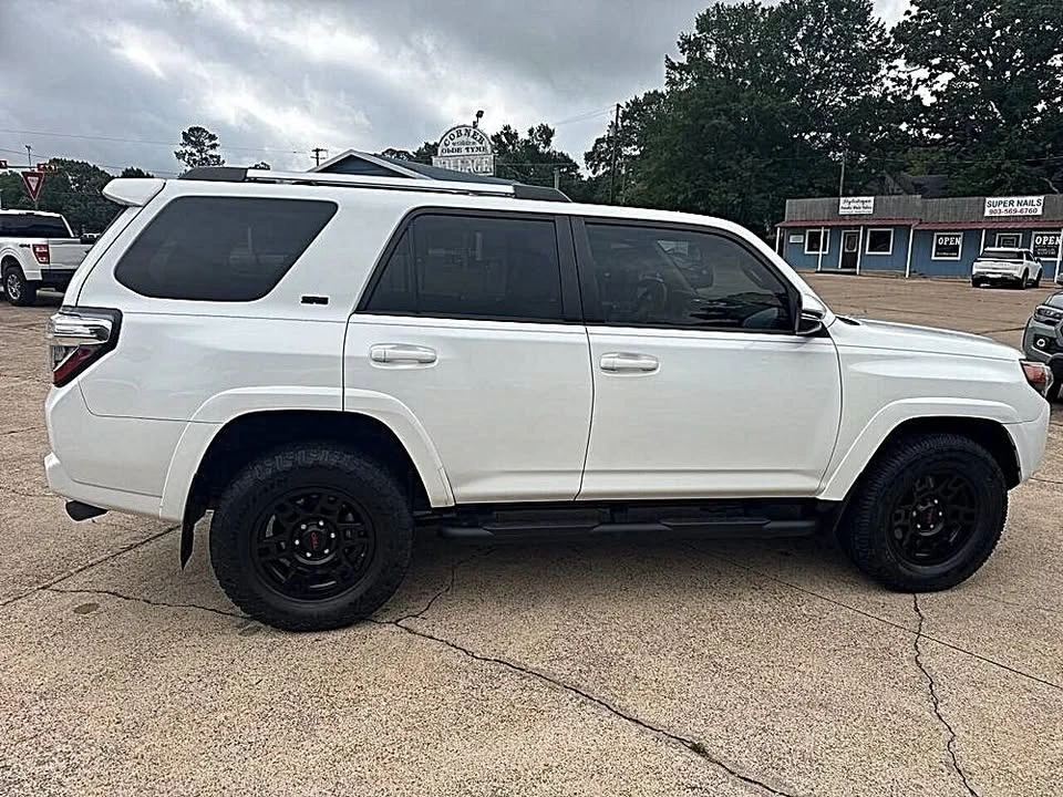 2021 Toyota 4Runner 5th Gen - Image 5 of 20