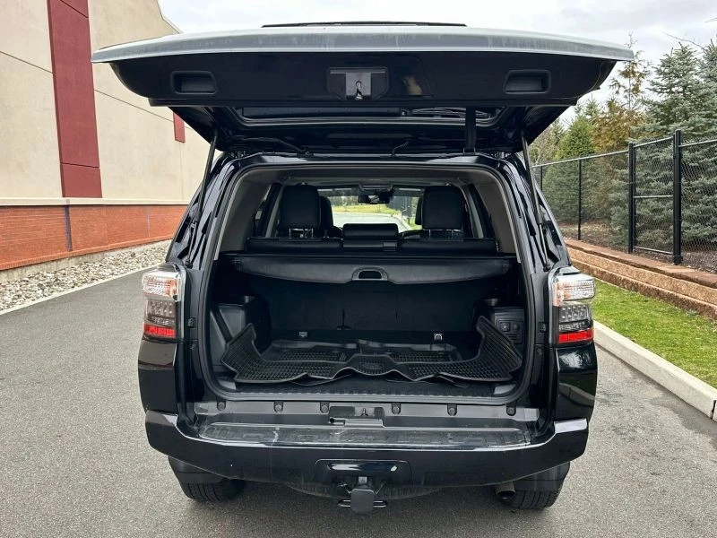 2021 Toyota 4Runner 5th Gen - Image 9 of 12