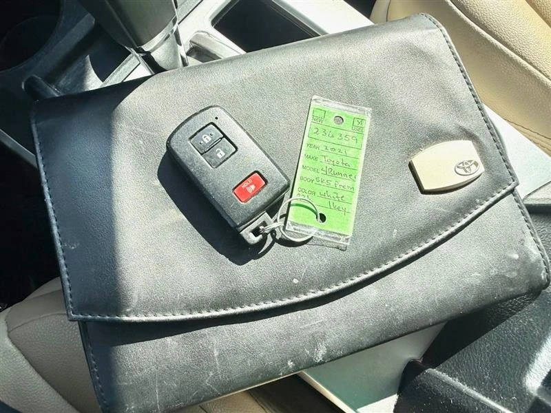 2021 Toyota 4Runner 5th Gen - Image 18 of 19