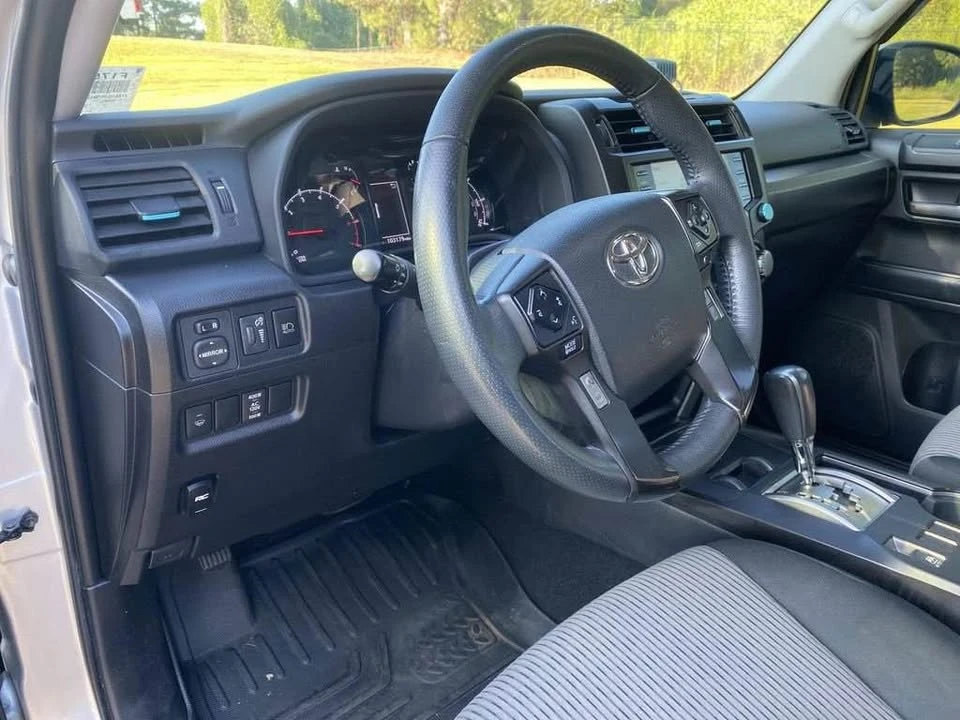 2021 Toyota 4Runner 5th Gen - Image 13 of 17