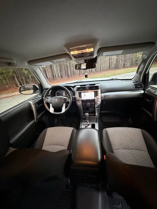 2021 Toyota 4Runner 5th Gen - Image 9 of 12