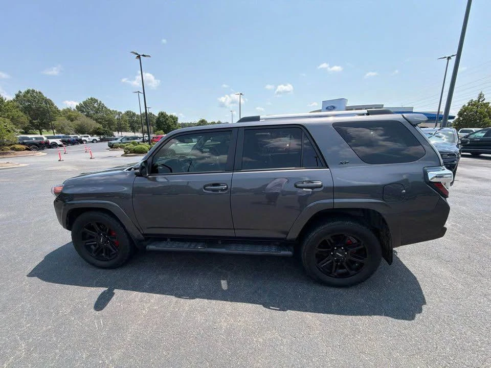 2021 Toyota 4Runner 5th Gen - Image 9 of 10