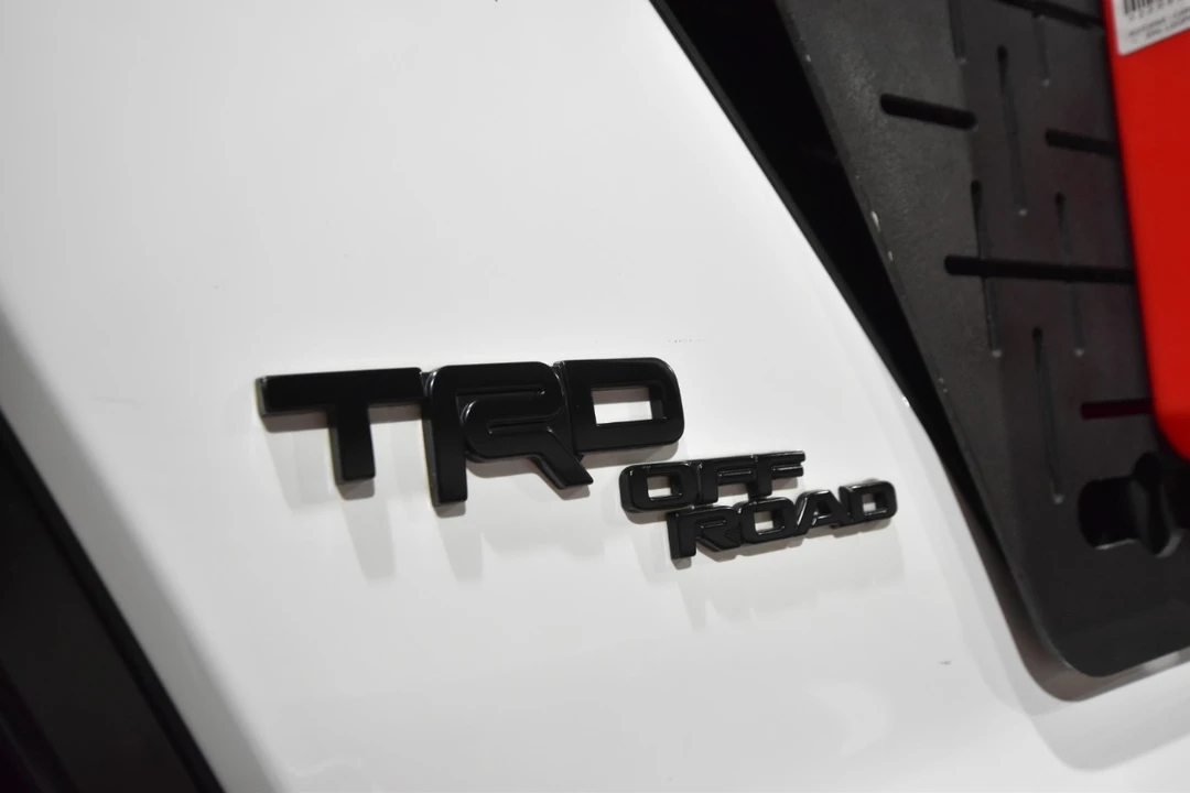 2021 Toyota 4Runner 5th Gen - Image 14 of 21