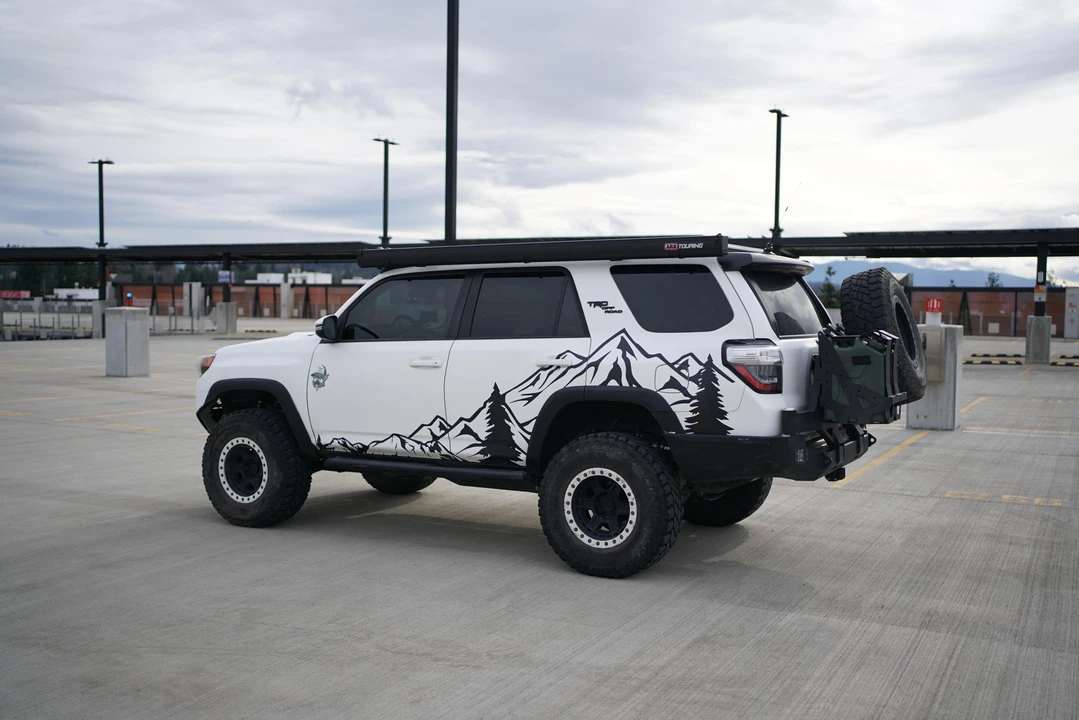 2021 Toyota 4Runner 5th Gen - Image 9 of 31