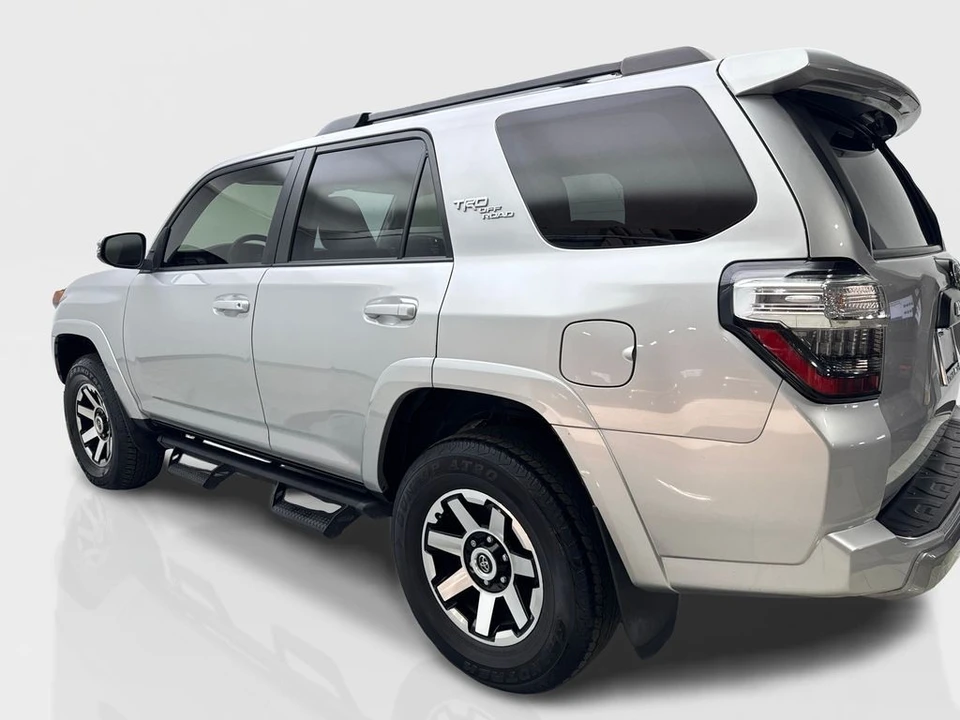 2021 Toyota 4Runner 5th Gen - Image 14 of 21