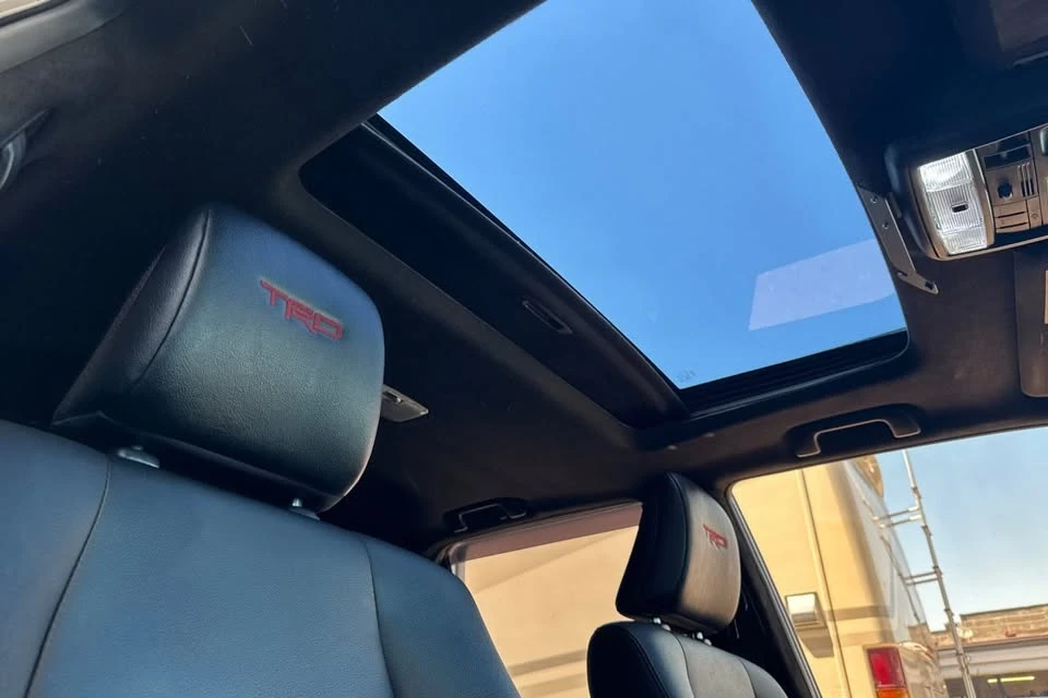 2021 Toyota 4Runner 5th Gen - Image 16 of 20