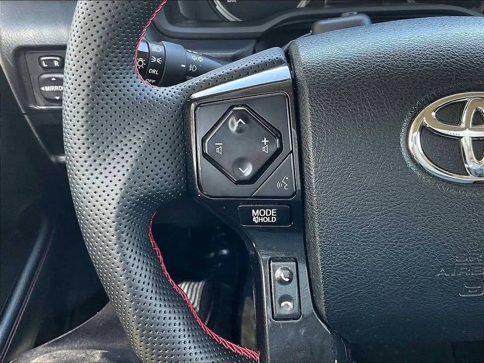 2021 Toyota 4Runner 5th Gen - Image 18 of 19