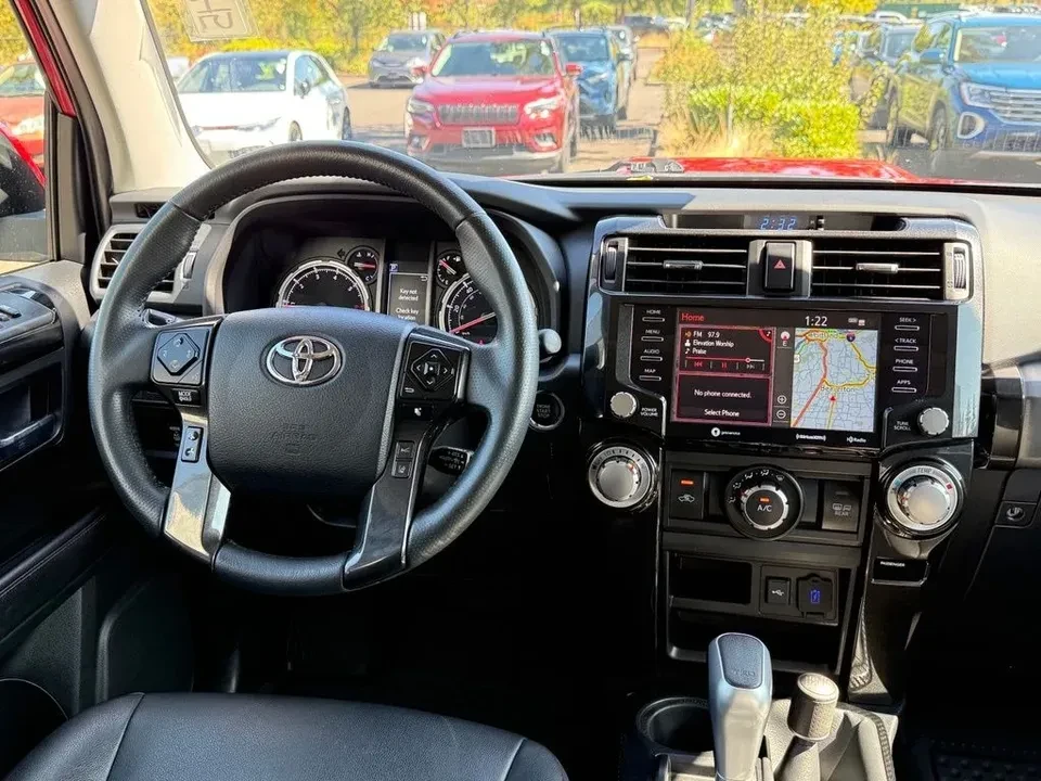 2021 Toyota 4Runner 5th Gen - Image 17 of 19
