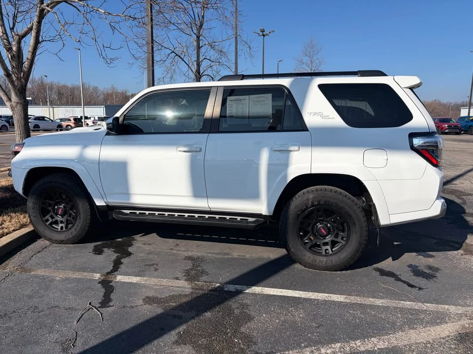 2021 Toyota 4Runner 5th Gen - Image 2 of 9