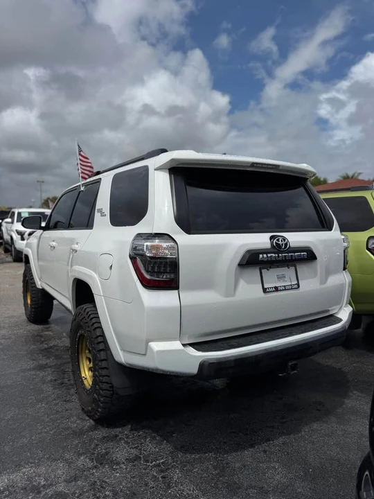 2021 Toyota 4Runner 5th Gen - Image 3 of 21