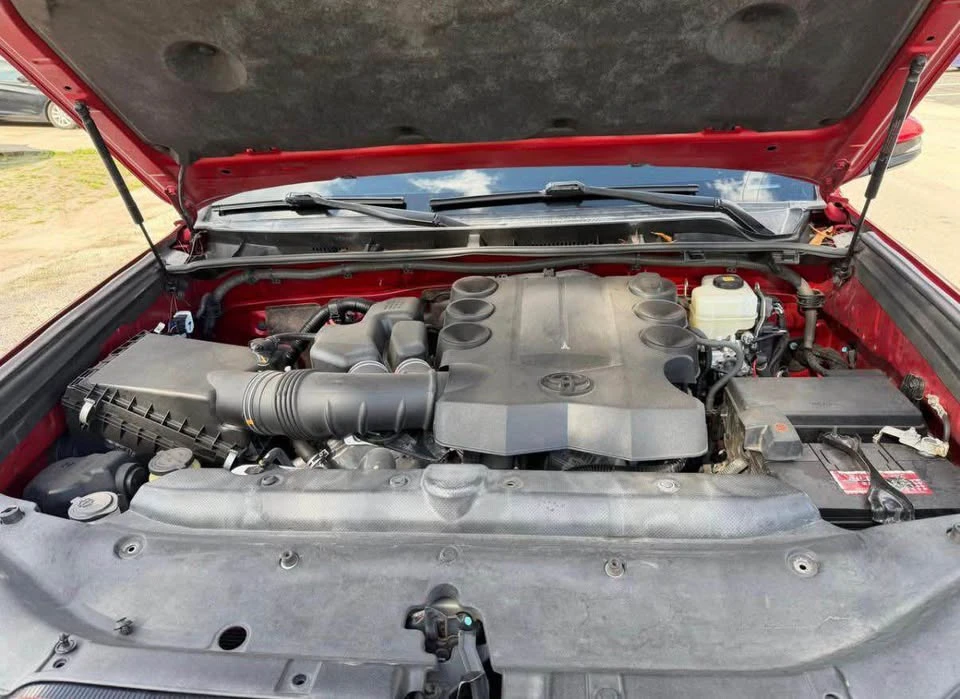 2021 Toyota 4Runner - Image 9 of 10