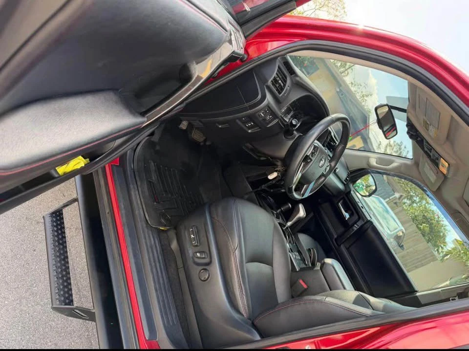 2021 Toyota 4Runner - Image 7 of 10